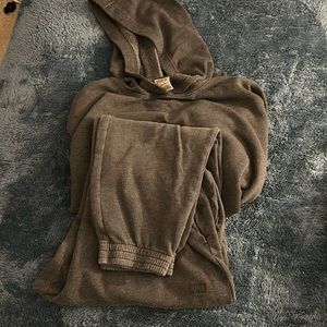 Victoria Secret  Grey.   Large